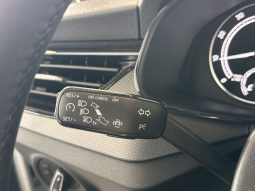 										SKODA Kamiq 1.0 TSI Evo 110 ch BVM6 Ambition full									