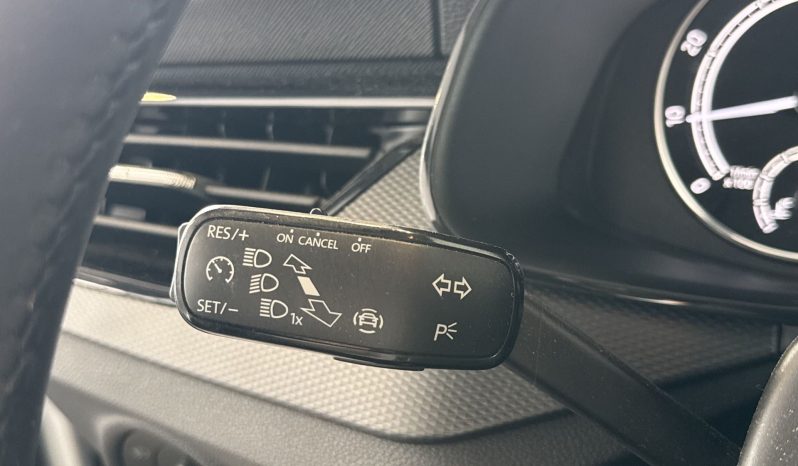 								SKODA Kamiq 1.0 TSI Evo 110 ch BVM6 Ambition full									