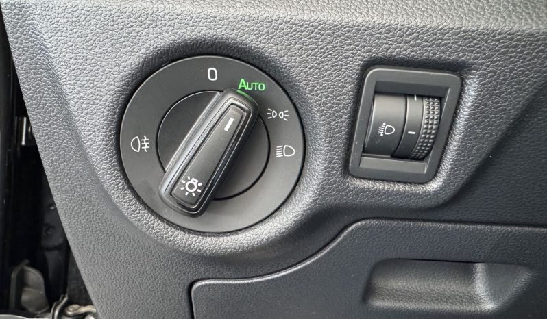 								SKODA Kamiq 1.0 TSI Evo 110 ch BVM6 Ambition full									