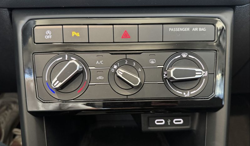 								VOLKSWAGEN T-Cross 1.0 TSI 95 Start/Stop BVM5 Life Tech full									