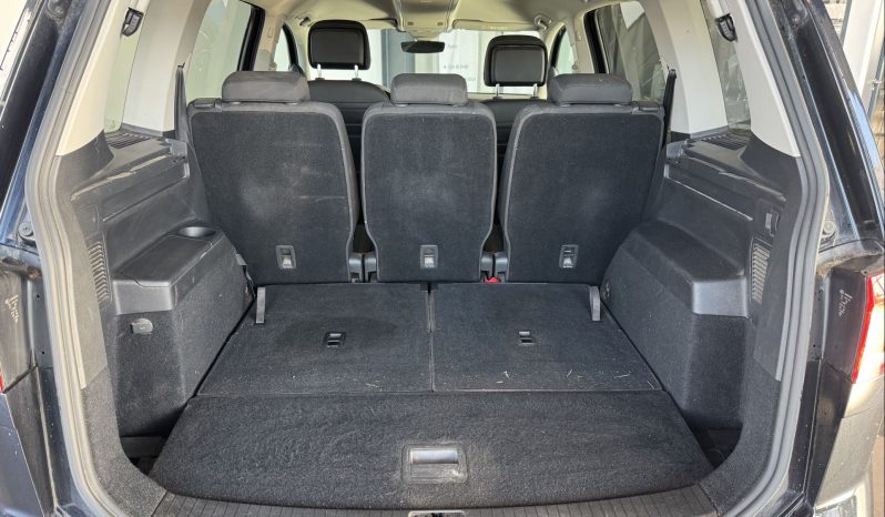 								VOLKSWAGEN Touran 1.6 TDI 115 7pl IQ.Drive full									
