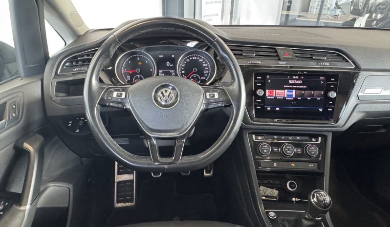 								VOLKSWAGEN Touran 1.6 TDI 115 7pl IQ.Drive full									